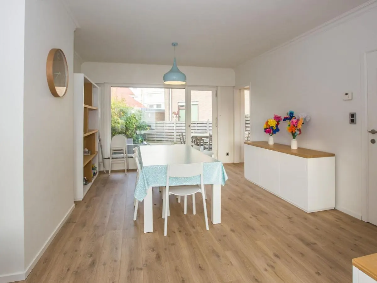 Apartment By The Sea Middelkerke 0*,